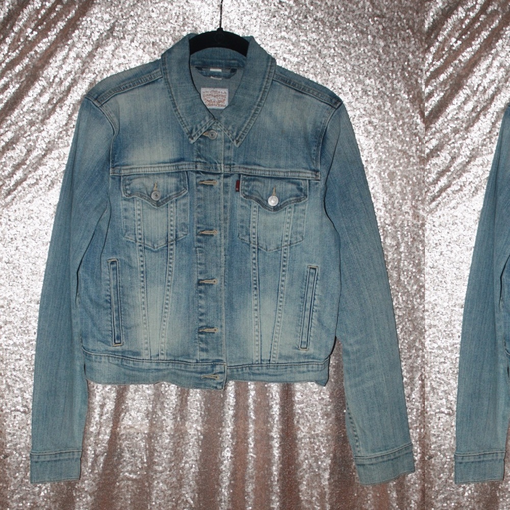Levi’s Women’s Jean Jacket